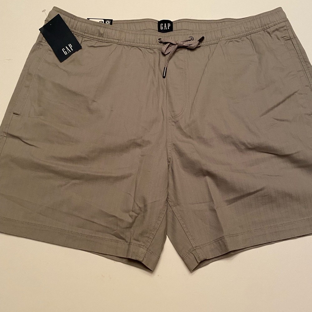 SALE SALE SALE SALE SALE GAP Men’s Relaxed Gray Shorts in XXL